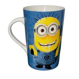 Despicable Me Minion Ceramic Mug 3.5" Wide 4.5" Tall Blue & Yellow